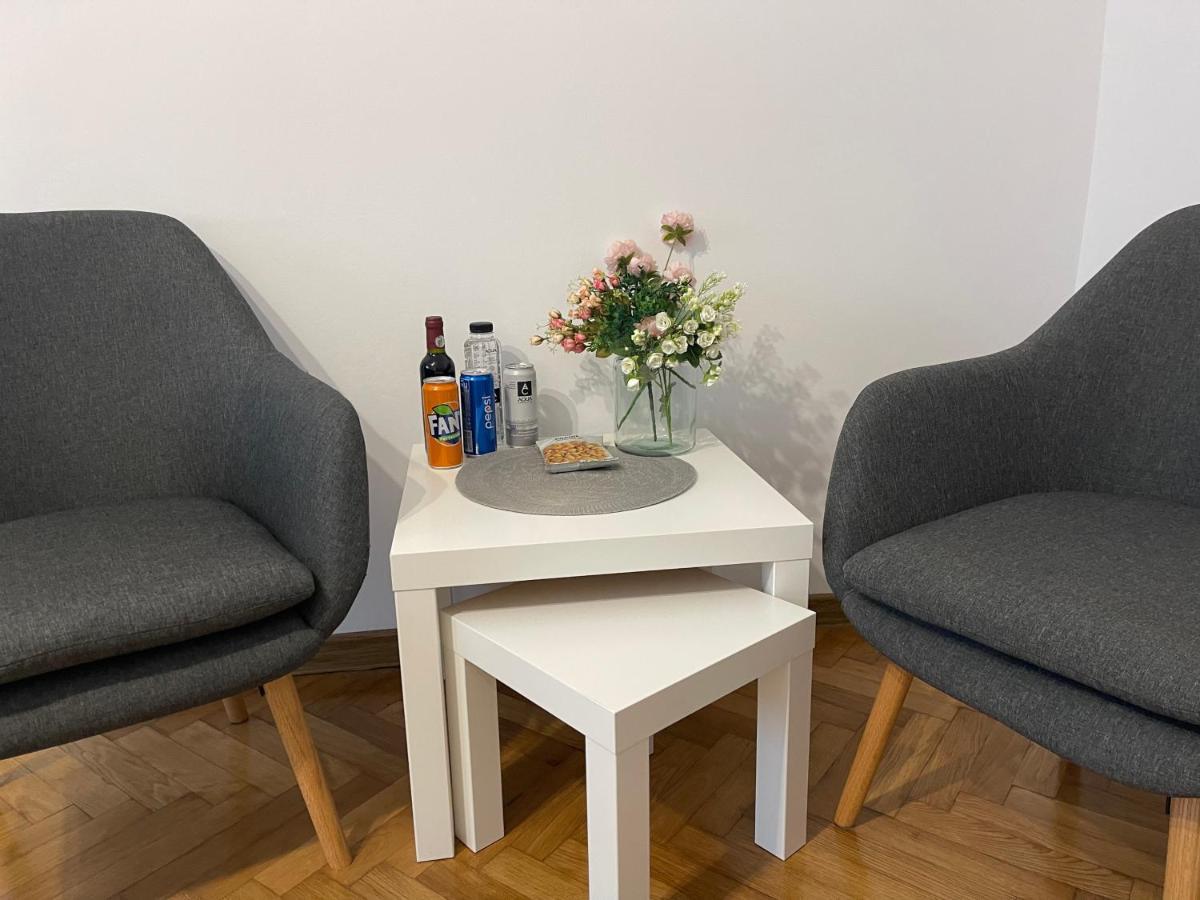 יאשי Apartament De Lux Semicentral מראה חיצוני תמונה